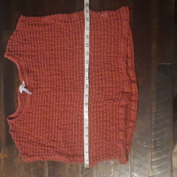 Crop top - Picture 4 of 6